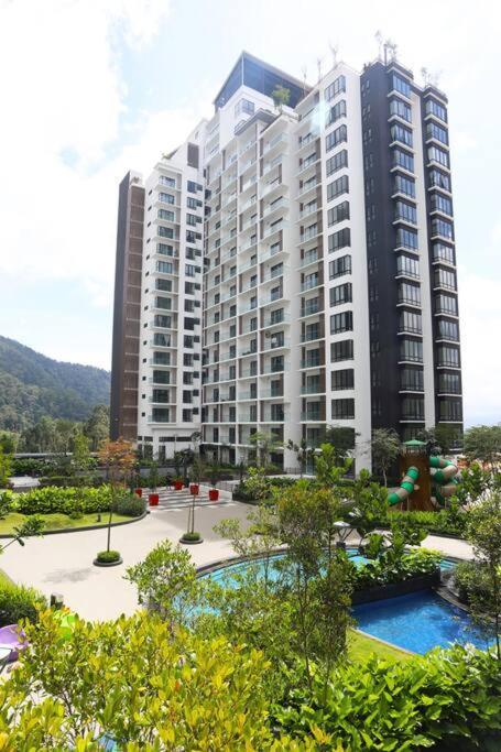Premier Suite Cozy Home Midhills Genting 6-10 Pax Free Wifi ゲンティンハイランド エクステリア 写真
