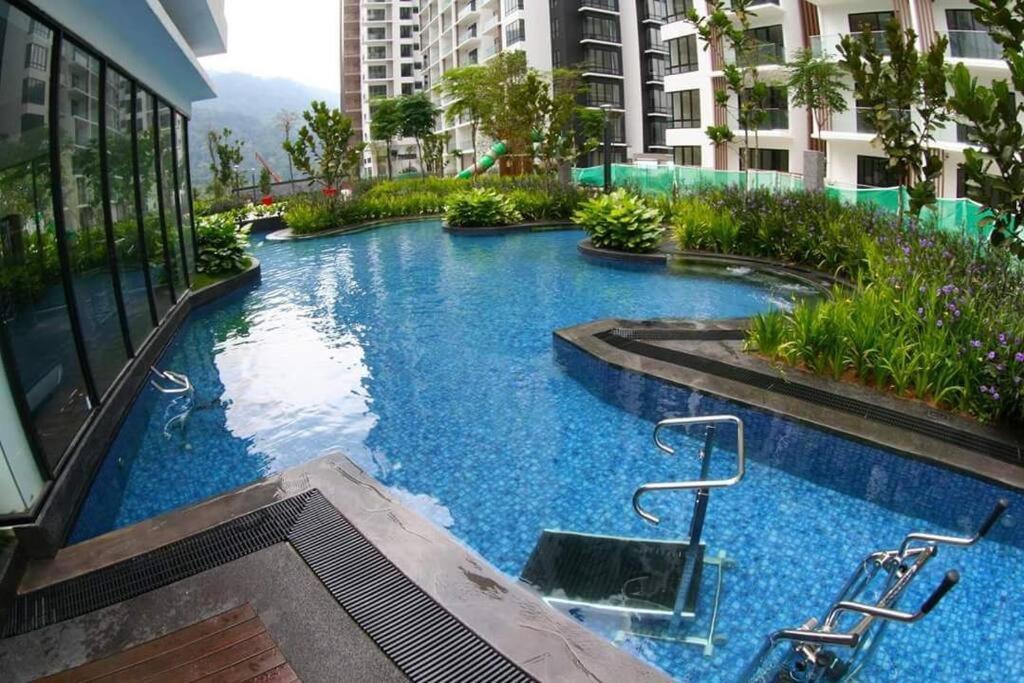 Premier Suite Cozy Home Midhills Genting 6-10 Pax Free Wifi ゲンティンハイランド エクステリア 写真