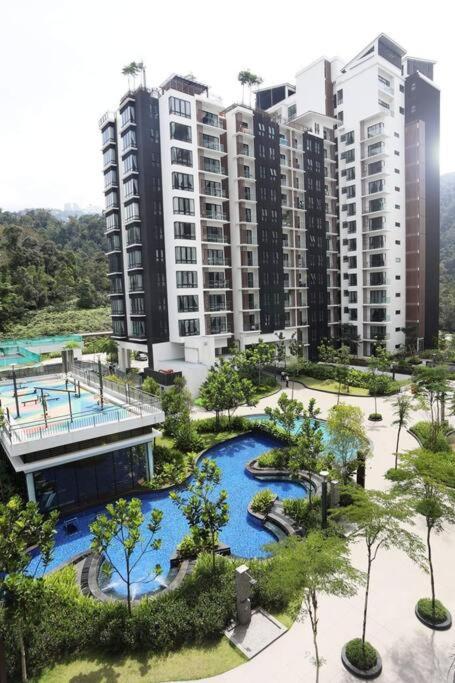 Premier Suite Cozy Home Midhills Genting 6-10 Pax Free Wifi ゲンティンハイランド エクステリア 写真